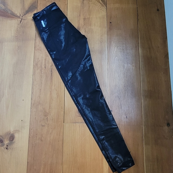 Zella shiny leggings - Picture 3 of 4